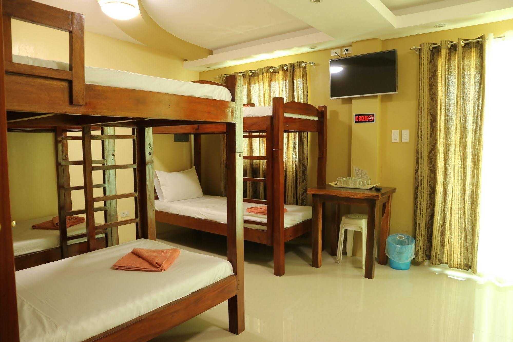 Ea Apartelle - Metro วีกัน ภายนอก รูปภาพ