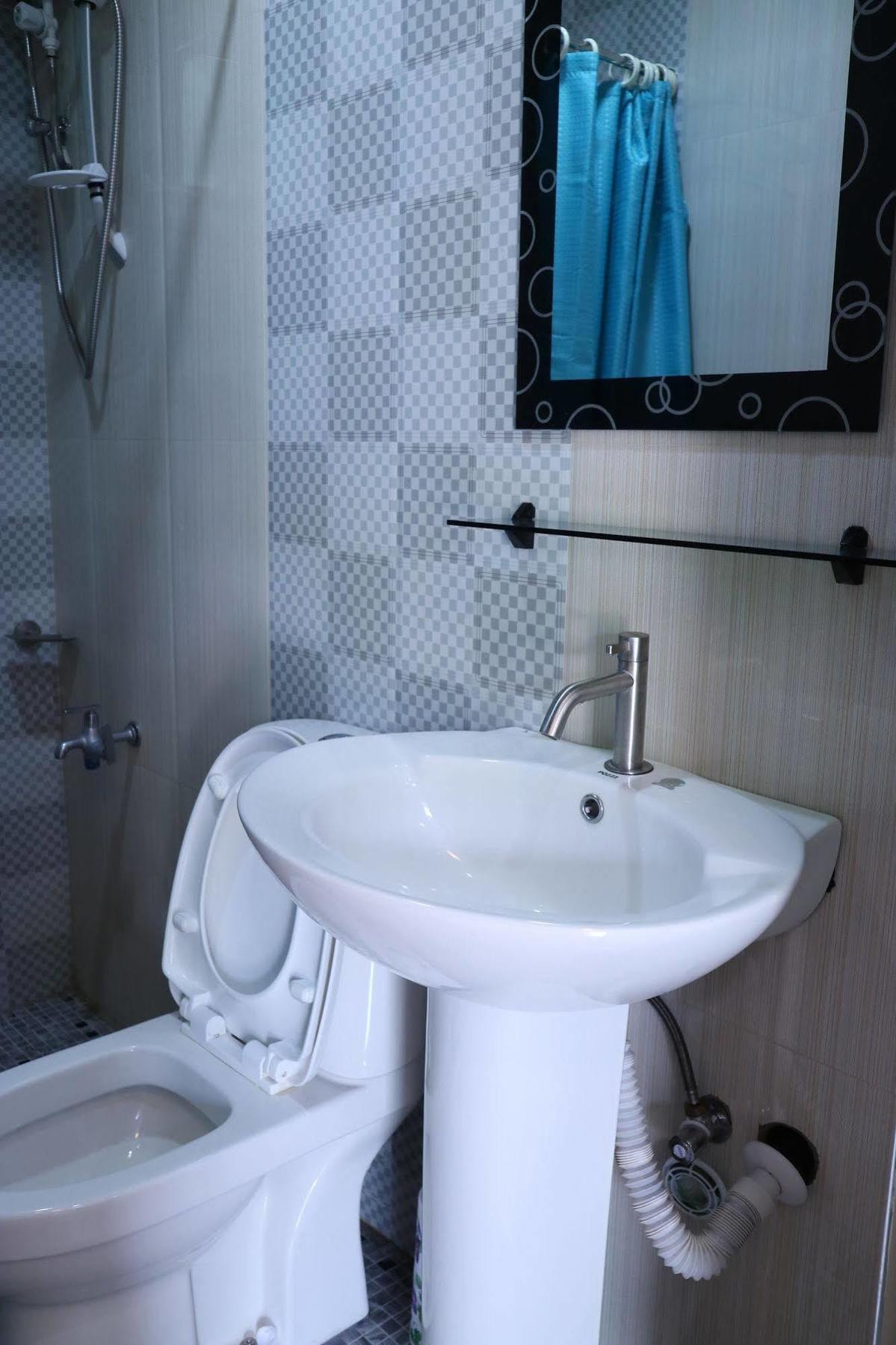 Ea Apartelle - Metro วีกัน ภายนอก รูปภาพ